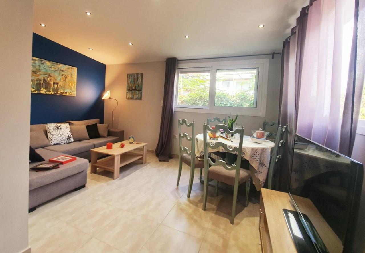 Ilias' Cosy And Relaxing Apartment Athene Buitenkant foto